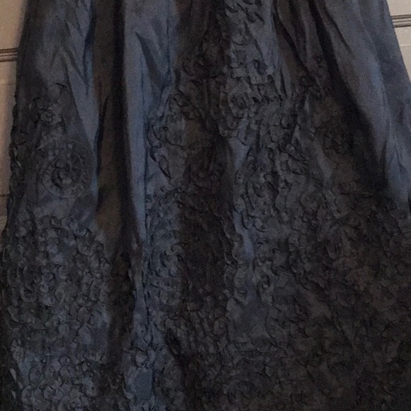 Black a line semi formal dress - Picture 4 of 5